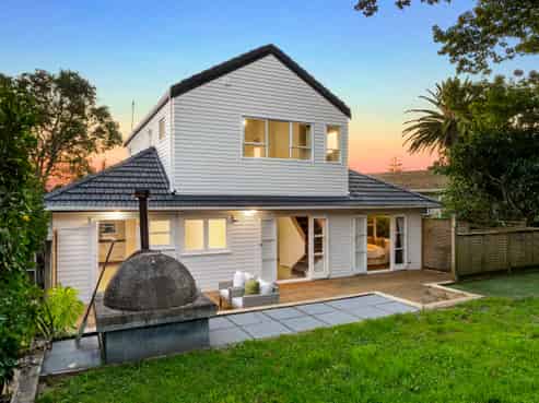20 Sea Vista Avenue, Beach Haven