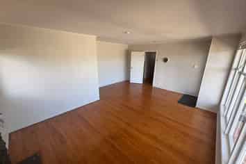 75a Kervil Avenue, Te Atatu Peninsula