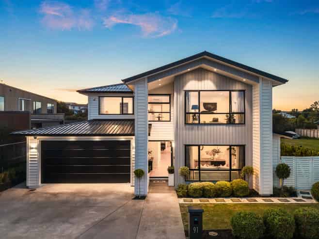 91 Riverhead Point Drive, Riverhead