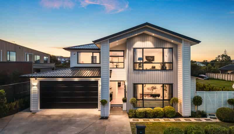 91 Riverhead Point Drive, Riverhead