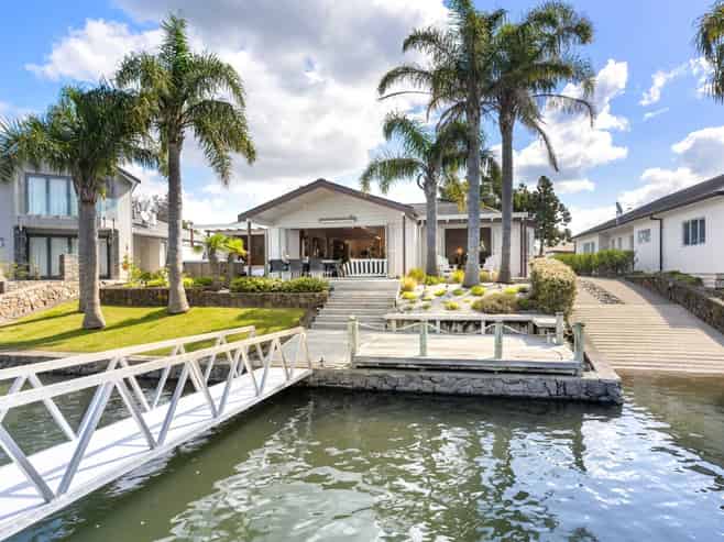 122 Motu Capri, Pauanui