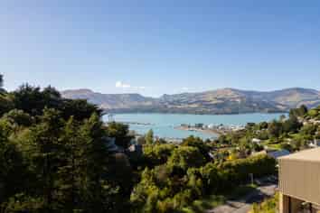 16 Harmans Road, Lyttelton