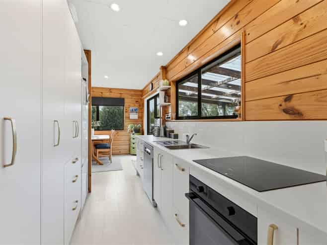 21 Pakawau Bush Road, Pakawau