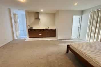 18 Windfola Parkway, Takanini