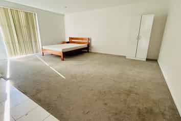 18 Windfola Parkway, Takanini