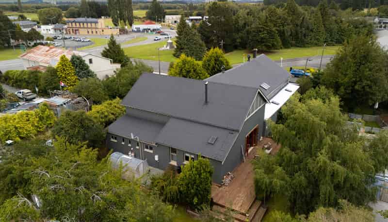 6 Hill Road, Lumsden