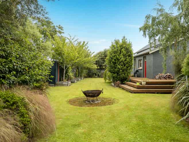 6 Hill Road, Lumsden