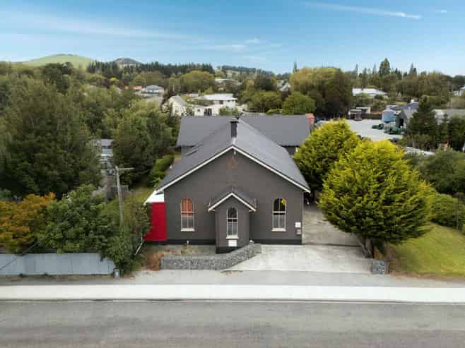 6 Hill Road, Lumsden