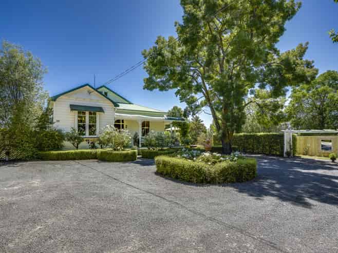 84 Middle Road, Havelock North