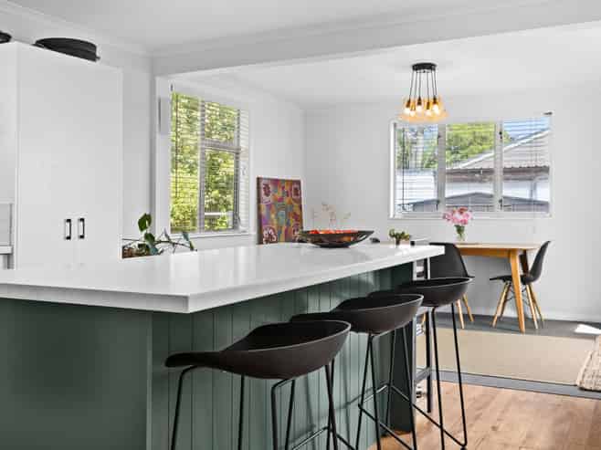 9 Hammond Road, Taradale