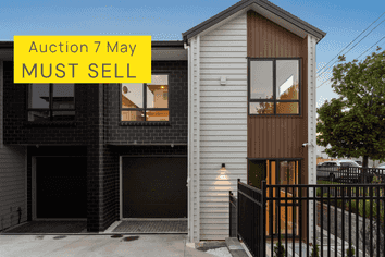 12A Holland Avenue, Point England