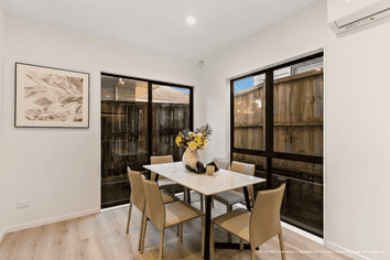 12A Holland Avenue, Point England