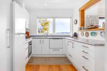 146 Matai Rd, Raumati Beach