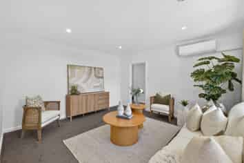 2/64 Roberta Drive, Somerfield