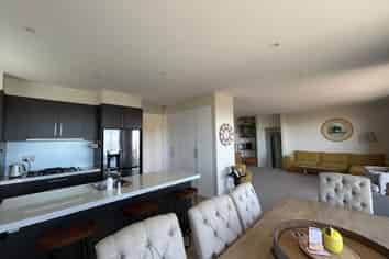 144 Panorama Drive, Stoke