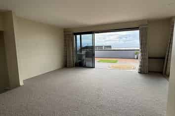 144 Panorama Drive, Stoke