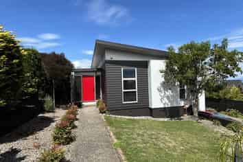 144 Panorama Drive, Stoke