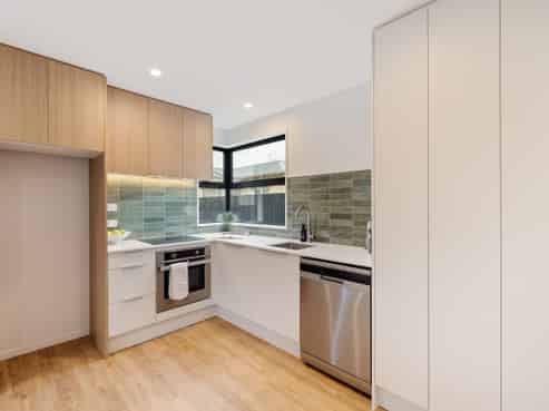 1/106 Wildberry Street, Woolston