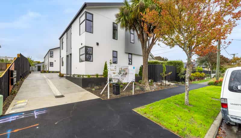 1/106 Wildberry Street, Woolston