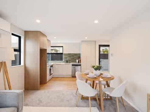 1/106 Wildberry Street, Woolston