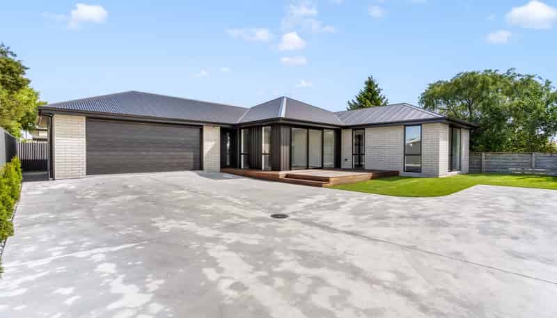 33 Home Street, Winton