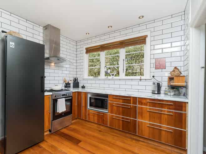 5 Karamu Avenue, Takaro