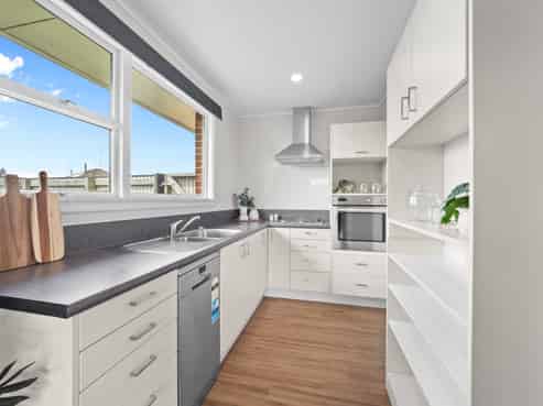 14 Burnett Street, Ashburton