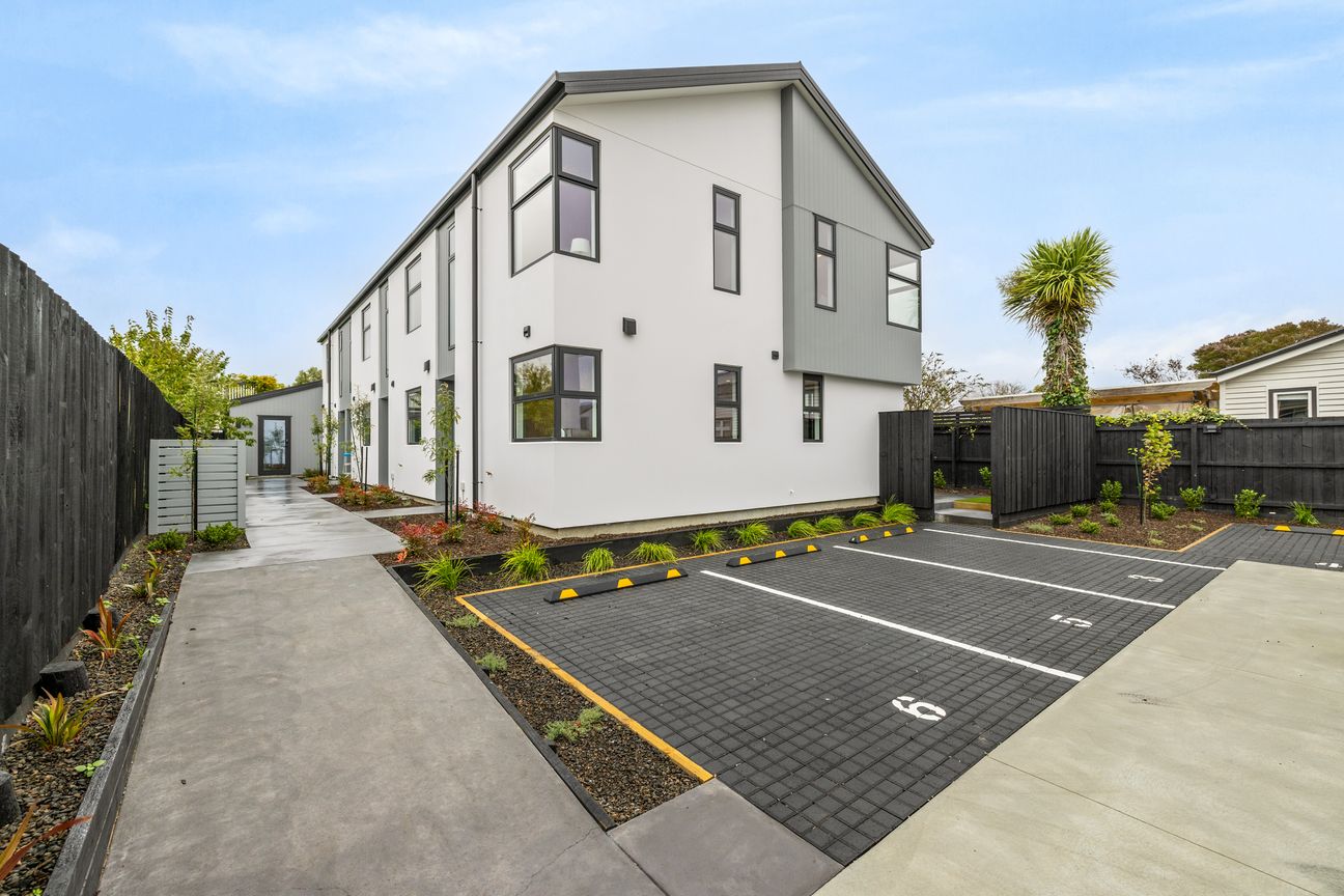 Contemporary New Build with Two Ensuites - Ansicht 2