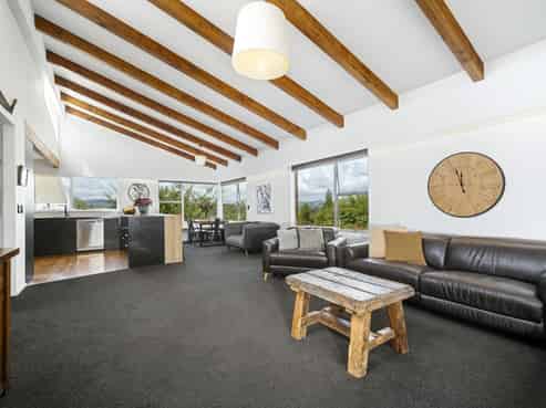 54 Grand Vue Road, Kawaha Point