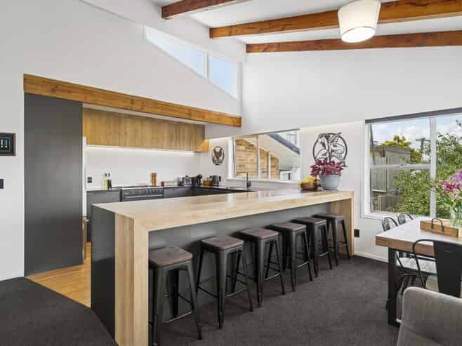 54 Grand Vue Road, Kawaha Point