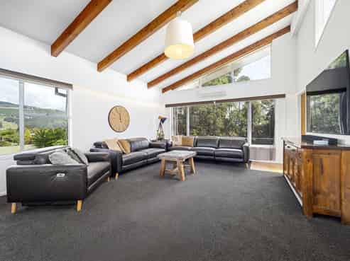 54 Grand Vue Road, Kawaha Point