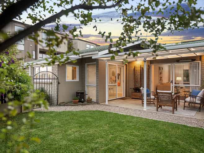 2/23 Lomond Street, Takapuna