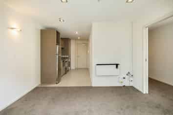 225/4 Wagener Place, Mount Albert