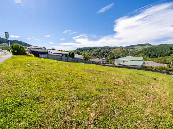 113 Kirton Drive, Riverstone Terraces