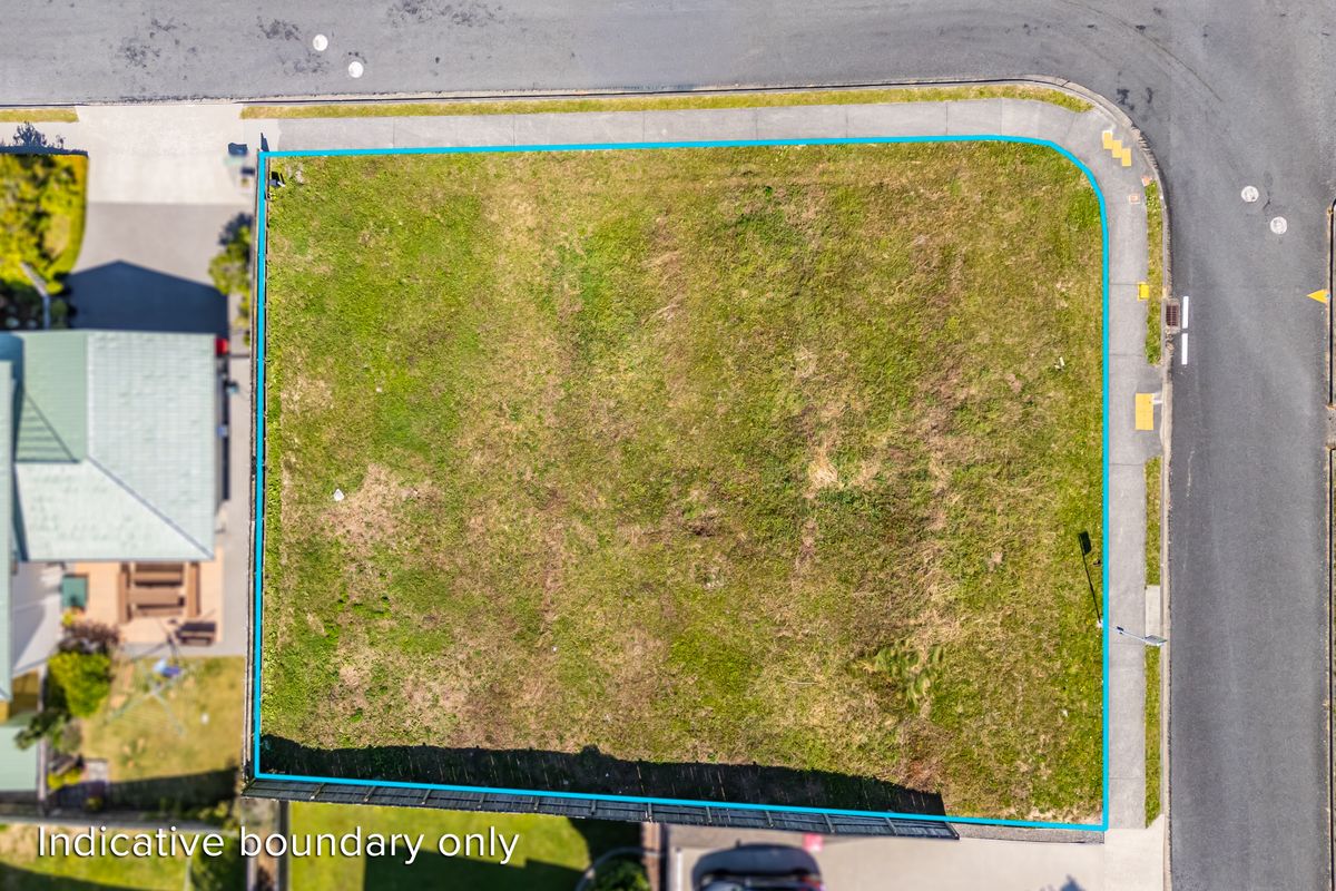 Blank Land in Riverstone - Over 600SQM