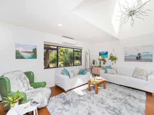 49 Schnell Drive, Kelvin Grove