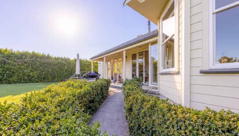 6/3382 Pourerere Road, Waipawa