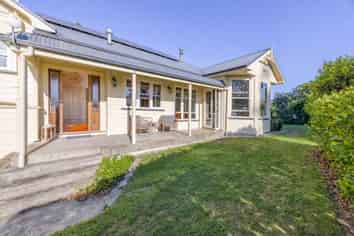 6/3382 Pourerere Road, Waipawa