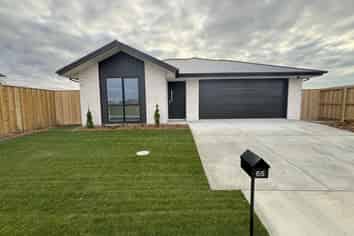 65 Mehrtens Crescent, Woodend