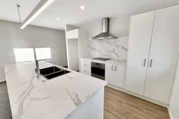 65 Mehrtens Crescent, Woodend