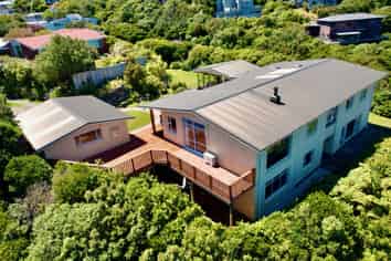 4 Pine Tree Lane, Korokoro