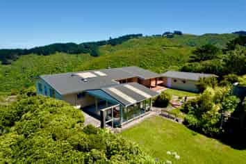 4 Pine Tree Lane, Korokoro