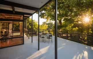 945 River Road, Queenwood