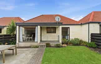 2/4 Broadbent Street, Riccarton