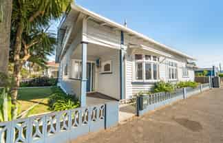 381 Jackson Street, Petone