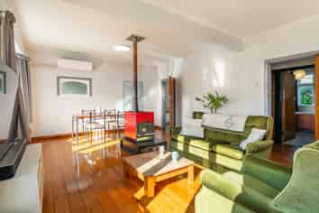 381 Jackson Street, Petone