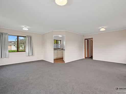 1/32 Parakai Avenue, Parakai, Helensville