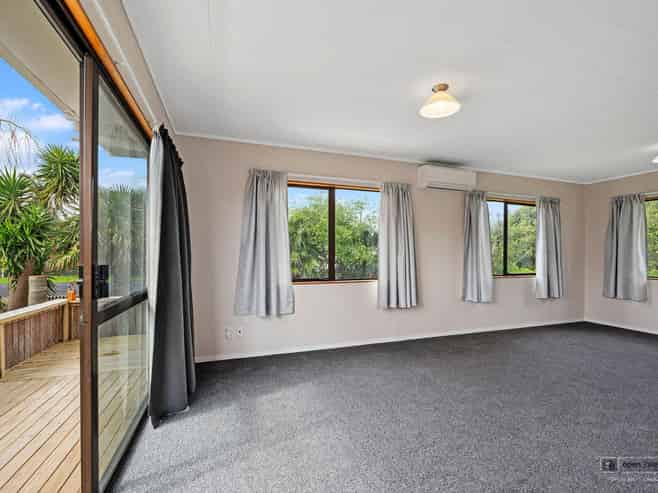 1/32 Parakai Avenue, Parakai, Helensville