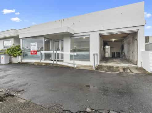 Standalone Fringe City Office