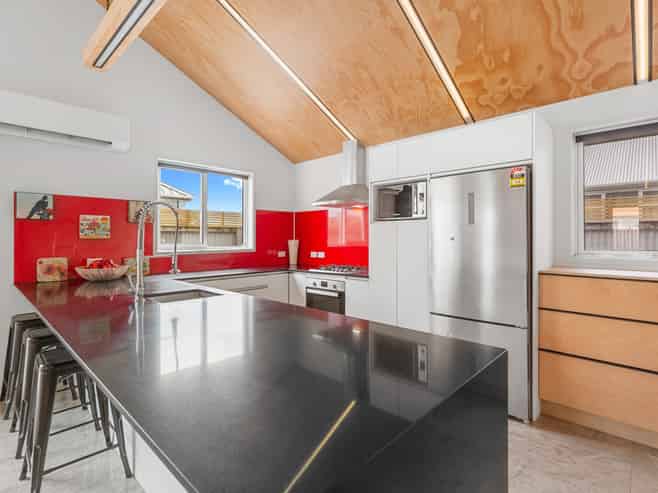 571 Queen Street, Levin